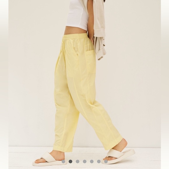 NWT Daily Practice by Anthropologie Aerial Parachute Pants in Yellow - Picture 6 of 14
